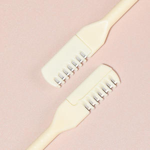 Tondeuse à poils <span class=keywords><strong>de</strong></span> <span class=keywords><strong>nez</strong></span> double tête portable pour homme et femme, tondeuse manuelle <span class=keywords><strong>de</strong></span> sécurité intégrée pour le nettoyage des poils <span class=keywords><strong>de</strong></span> <span class=keywords><strong>nez</strong></span> - Product Image 4