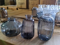 Vente en gros de flacons diffuseurs de luxe en verre de 200 ml, 300 ml, 400 ml, grande capacité, flacon diffuseur d'huiles essentielles avec bâtonnets en rotin