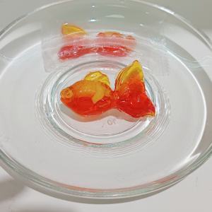 เยลลี่รูปปลาทอง 4 มิติ สอดไส้แยม รสชาติอร่อย ขายดี เหมาะสำหรับงานปาร์ตี้ - Product Image 6