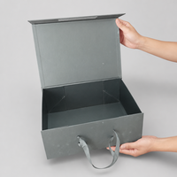 Boîte cadeau magnétique noire mate avec poignée en ruban pour l'électronique, carton gris, logo personnalisé, OEM, ODM, vente en gros d'usine