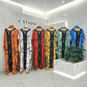 <span class=keywords><strong>Robe</strong></span> <span class=keywords><strong>longue</strong></span> ample <span class=keywords><strong>africaine</strong></span> à col <span class=keywords><strong>en</strong></span> V avec broderie florale personnalisée, idéale pour l'église, les soirées et les occasions formelles – Vente <span class=keywords><strong>en</strong></span> gros directe usine - Product Image 6