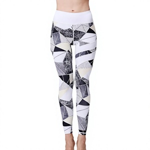 Leggings Deportivos Ligeros y Transpirables para Mujer, con Alta Absorción de Sudor, en Spandex/Nylon, con Estampado por Transferencia de Calor - Product Image 1