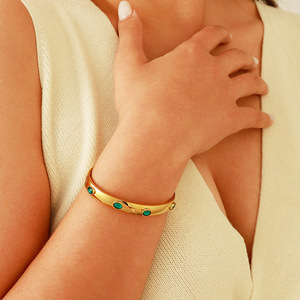 กำไลข้อมือทองกำไลข้อมือหินสีเขียวเครื่องประดับแฟชั่นสำหรับผู้หญิง - Product Image 2