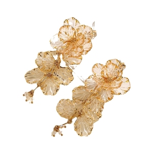 Les nouvelles boucles d'oreilles Tassel Flower sont à la mode et haut de gamme, avec une niche et un style en résine exagéré pour les femmes N800323 - Product Image 5