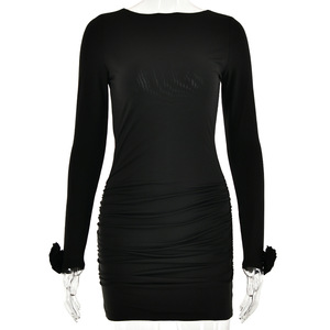 เดรสสั้นแขนยาวคอกลมแต่งผ้าแบบแพทช์เวิร์คโชว์หลังสไตล์ยุโรปอเมริกันสุดเซ็กซี่ขายดีประจำปี 2025 สำหรับผู้หญิง - Product Image 5