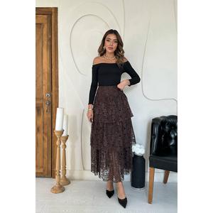 Jupe mi-longue marron taille haute en dentelle superposée pour femme, motif floral élégant, idéale pour les soirées - Product Image 3
