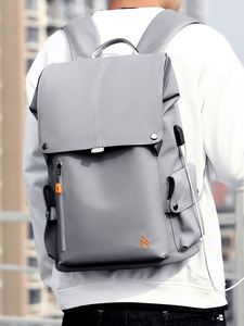 Sac à dos de voyage en cuir véritable pour homme, grande capacité 50-70L, idéal pour étudiants, cyclisme, vente en gros transfrontalière - Product Image 2