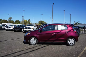 MITSUBISHI MIRAGE ES FWD 2024 USADO, Volante a la Izquierda/Derecha - Product Image 3