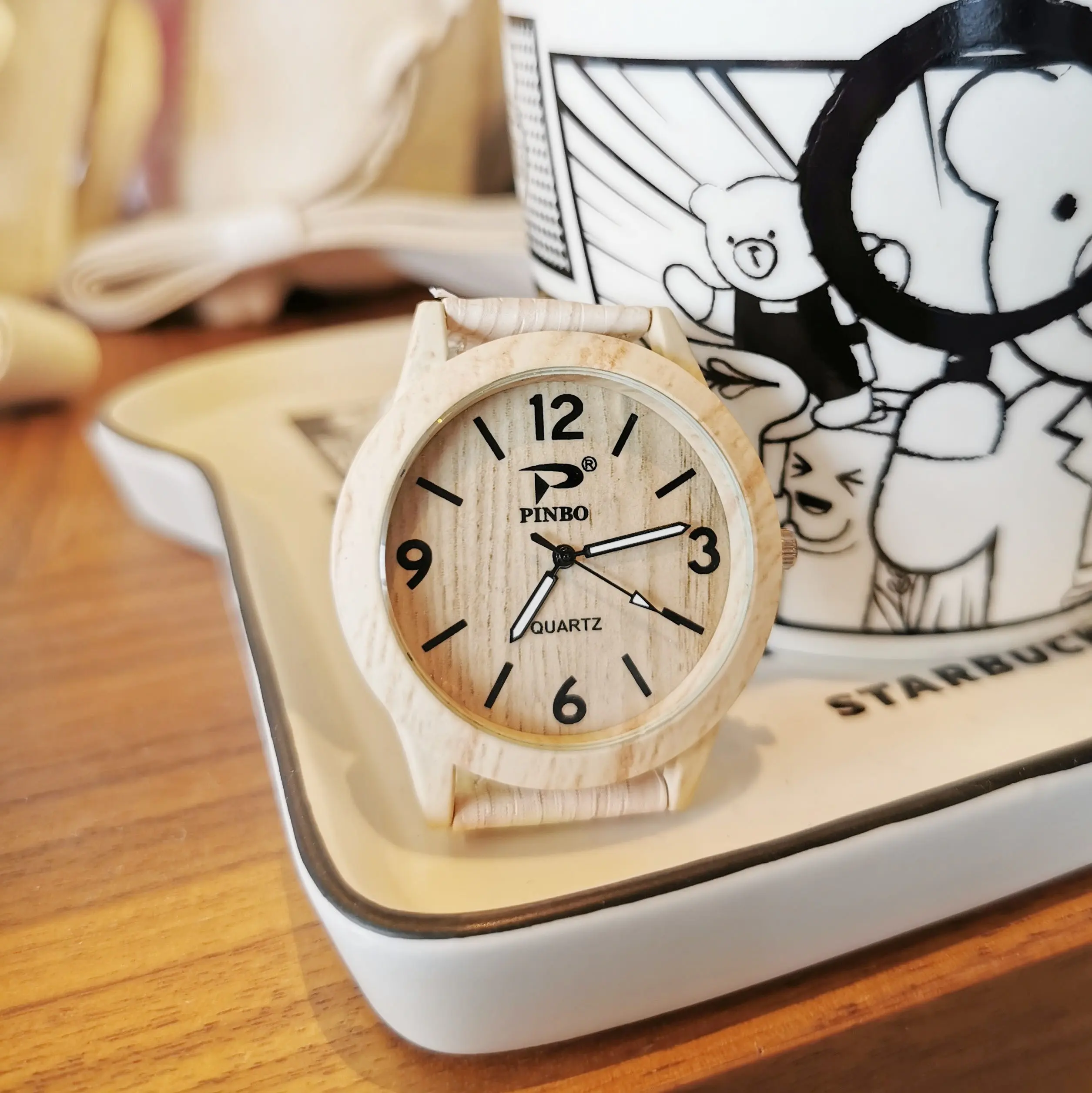 アラビア数字顔木製時計手作り天然木革ストラップ竹クォーツ時計WAT2106