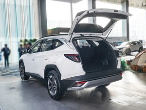 Suv compact tout-terrain haute performance sport polyvalent manuel et automatique <span class=keywords><strong>hybride</strong></span> 2.0l version phare de Hyundais <span class=keywords><strong>Tucson</strong></span> - Product Image 6
