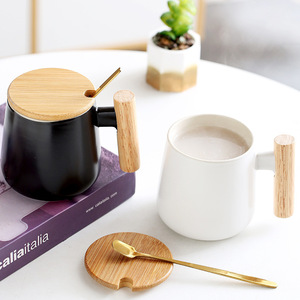 Taza de Café de Cerámica de Estilo Nórdico, Creativa y Sencilla, con Tapa, Cuchara y Asa de Madera - Product Image 2