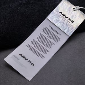 Etiquetas Colgantes de Papel Texturizado Plateado Estampado en Caliente Ecológicas, Etiquetas de Ropa Multicapa con Cuerda Blanca para Zapatos, Prendas y Bolsos - Product Image 3