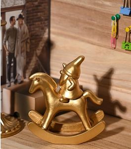 Resina adorna la estatua con lindos caballeros y enanos montando caballos. Un regalo de Gnomo para los amantes de los caballos Artesanías de resina - Product Image 6