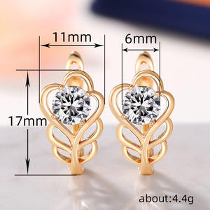 Orecchini a Perno E2650 in Oro con Diamanti Rotondi, Classici Gioielli da Donna per Fidanzamento - Product Image 6