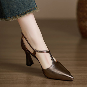 รองเท้าโลฟเฟอร์หนังพื้นนิ่มพรีเมียม สไตล์เจ้าสาว สวมใส่ง่าย แฟชั่นมาแรงปี 2026 ฤดูร้อน-ใบไม้ร่วง สไตล์ฝรั่งเศส แมรี่เจน ส้นสูงลำลอง - Product Image 2