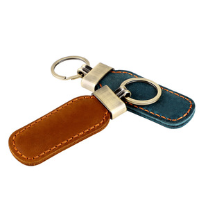 سلسلة مفاتيح مصنوعة يدويًا من الجلد طراز هورسيسكين ، حلقة مفاتيح سيارة عالية الجودة - Product Image 2