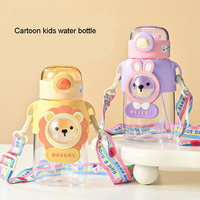 Bouteille d'eau en plastique réutilisable pour enfants avec paille, 600 ml, anti-fuite, sans BPA, motif dessin animé, pour garçons et filles, idéale pour l'école et les voyages