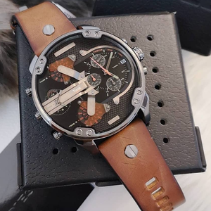 Nuovo 2026 DZ7332 Orologio Sportivo Cronografo da <span class=keywords><strong>Uomo</strong></span> Nero con 4 Fusi Orari, Oversize, in <span class=keywords><strong>Acciaio</strong></span> Inossidabile con Cinturino in Pelle e Quadrante Luminoso - Product Image 2
