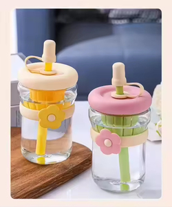 ขวดน้ำแก้วลายดอกไม้ขนาด 500 มล. พร้อมตัวกรองสำหรับเครื่องดื่มเย็น - Product Image 2