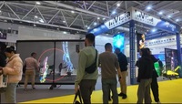 Affiche debout à haute transparence d'écran d'affichage à LED transparent holographique de la série T 2m x 2m pour les centres commerciaux