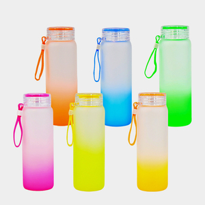 Sublimación en blanco Color mezclado Esmerilado Gradiente Botella de agua Vaso EE. UU. Almacén Venta al por mayor Envío <span class=keywords><strong>gratis</strong></span> 17oz Caja blanca - Product Image 2