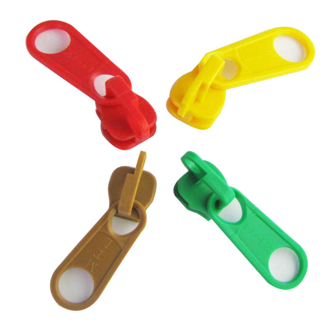7# Plastic PVC Zipper Puller Key Feature Zipper Sliders Product