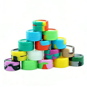 Vente en gros de mini pots de voyage en silicone pour concentrés, contenants de 2ml, 3ml, 5ml, 7ml pour huile florale, mini pots de rangement en silicone - Product Image 1