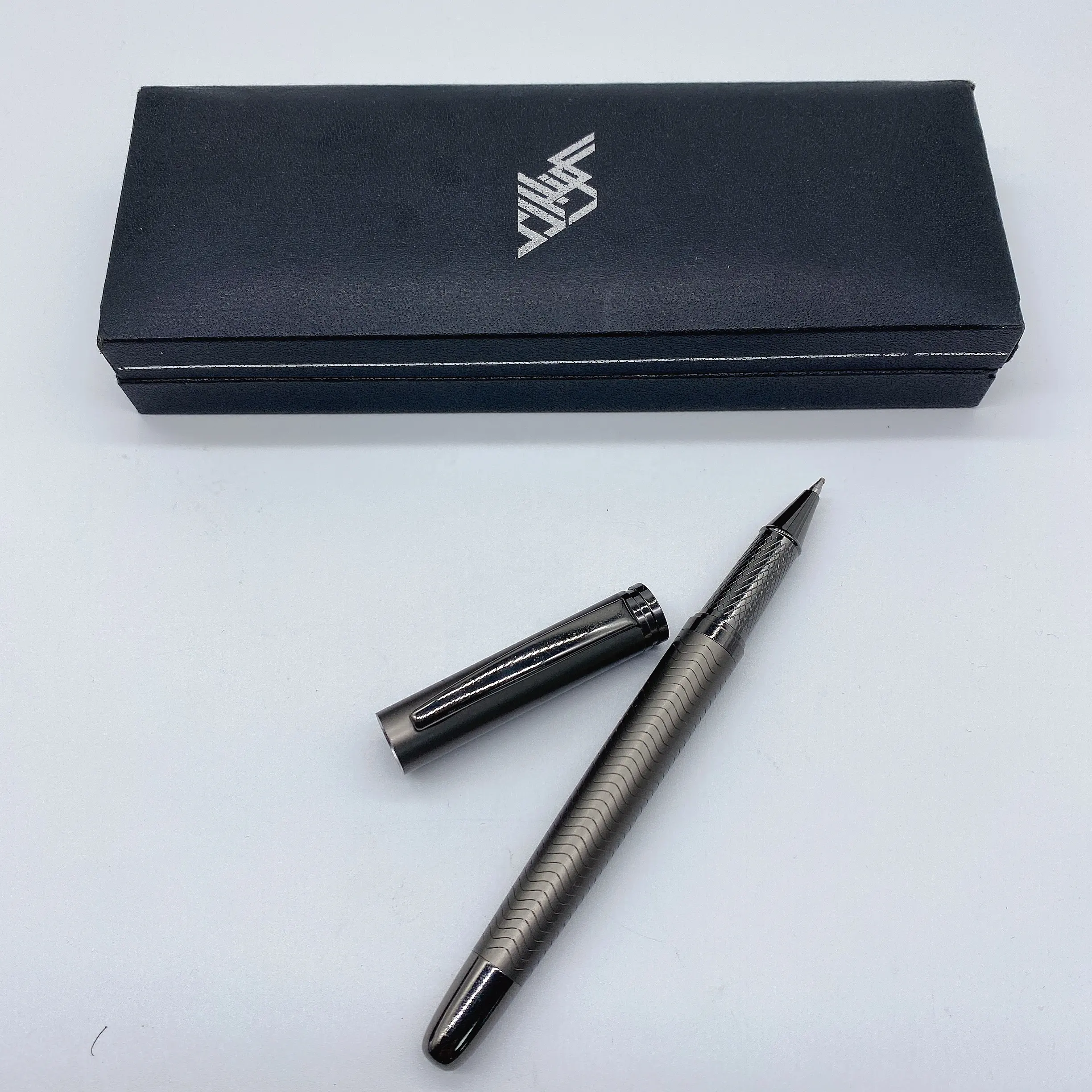 मैट काले मध्यम ठीक निब के साथ बंदूक काले फाउंटेन पेन लक्जरी उपहार सेट