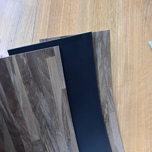 Revêtement de sol en <span class=keywords><strong>vinyle</strong></span> de <span class=keywords><strong>cuisine</strong></span> à sec haute ténacité à coller Piso Vinilico Carreaux de <span class=keywords><strong>vinyle</strong></span> de luxe Lvp Revêtement de sol de salle de bain en <span class=keywords><strong>vinyle</strong></span> imperméable - Product Image 2