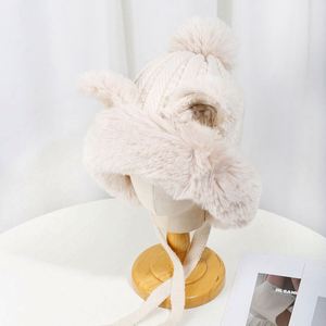 Gorro de Invierno Cálido con Orejas de Zorro - Lindo Gorro de Punto con Diseño de Animal de Dibujos Animados, Gorro de Lana con Pompón para Mujer - Product Image 4