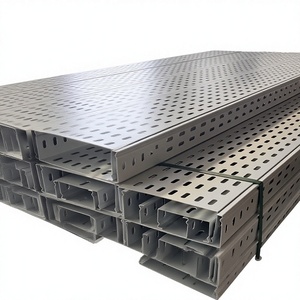 Bandejas de cable perforadas de acero de gran envergadura, resistentes a la corrosión, galvanizadas en caliente, para gestión de cables, directamente del fabricante y en stock. - Product Image 1