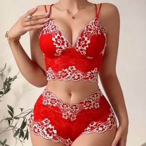 Completo Intimo Floreale in Pizzo Trasparente da Donna, Reggiseno a Triangolo con Spalline e Perizoma, Set 2 Pezzi Sexy con Dettagli Intrecciati - Product Image 4