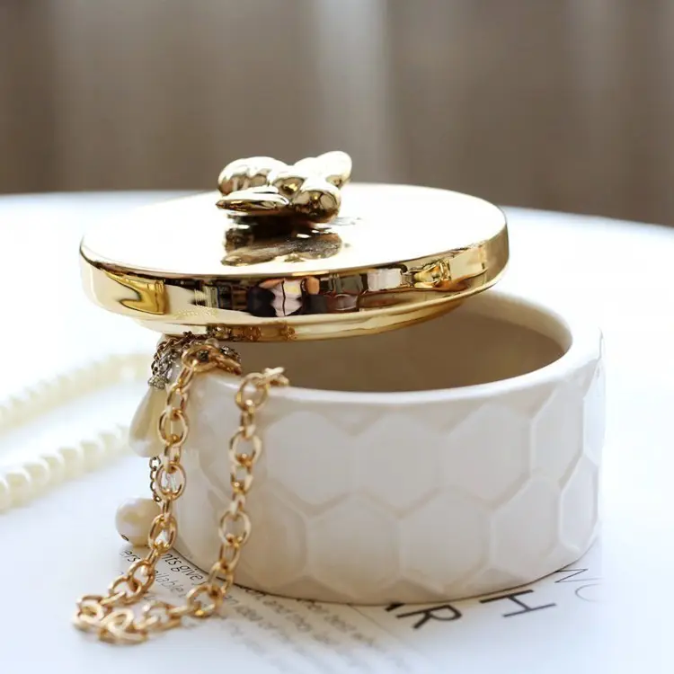 Chris april Vintage luxury creative home ornaments ceramic golden bee jewelry box jewelry storage box decor