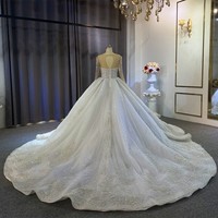 Plus de 600 Robes de Mariée de Luxe Personnalisées par des Usines Chinoises (Chaque UGS Correspond à un Design Unique, Prix Identiques)
