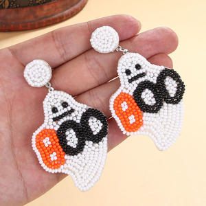 Boucles d'oreilles pendantes en forme <span class=keywords><strong>de</strong></span> goutte <span class=keywords><strong>de</strong></span> citrouille faites à la main pour femmes Boucles d'oreilles pendantes Halloween perlées BOO Ghost - Product Image 3