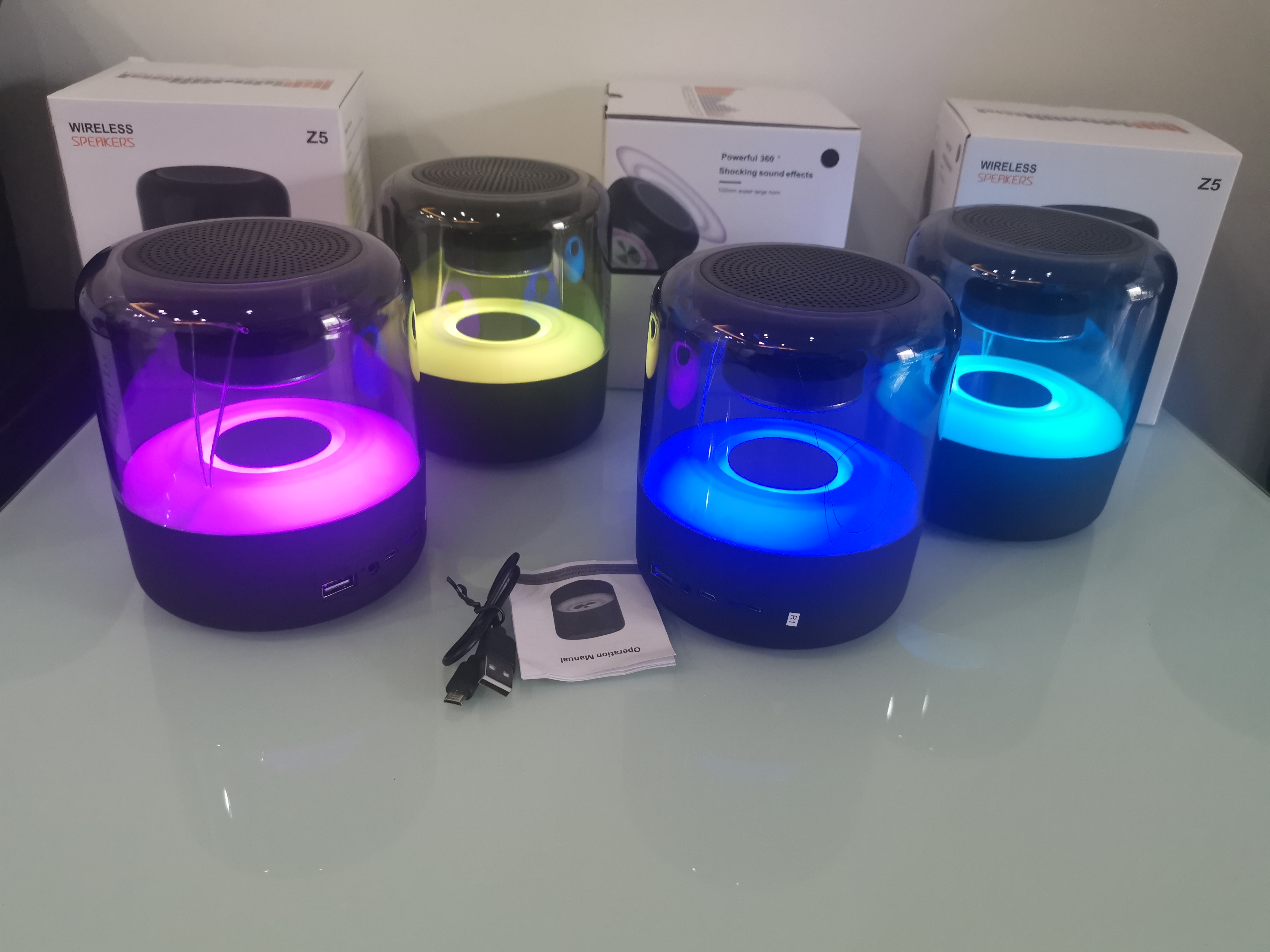 新着LEDライトスピーカーZ5ワイヤレスポータブルBluetooth