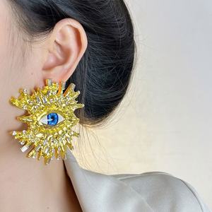 ต่างหูห้อยสไตล์โบฮีเมียนสำหรับผู้หญิง ทำจากโลหะผสมชุบ ประดับด้วยหยดน้ำมันลายตาปีศาจและคริสตัล  เครื่องประดับแฟชั่น - Product Image 4