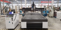 Routeur CNC personnalisé pour missiles avec système CCD, système rotatif vibrant, traînage pneumatique, pliage, demi-coupe, couteau tangentiel