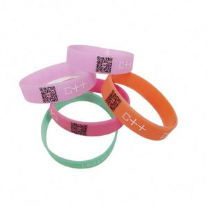 Bracelet personnalisé avec code QR pour événements et fêtes, bracelet en silicone imperméable personnalisé et abordable - Product Image 6