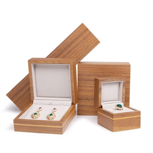 Boîte à bijoux en bois fabriquée avec des matériaux écologiques, logo personnalisé, boîte à bijoux multi-spécifications - Product Image 1