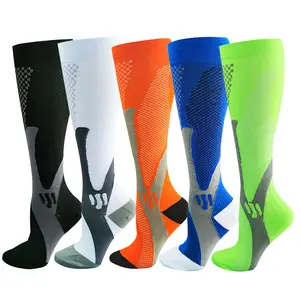 Спортивные беговые женские и мужские цветные футбольные носки велосипедные носки компрессионные чулки до колена футбольные носки