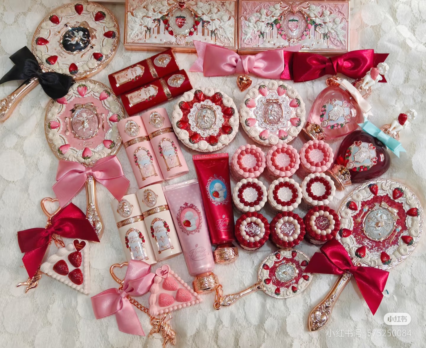 Flower Knows Strawberry Cupid Collection Makeup Gift Box