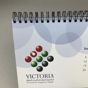 Fábrica de venda direta calendário impresso personalizado tabela calendários mesa calendário com nota pegajosa conjunto OEM brilhante papel de arte CMYK