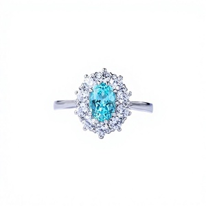 Anillo de Topacio Azul Corte Ovalado con Halo de Diamantes, Oro Sólido de 9k, Anillo de Compromiso para Mujer, Estilo Clásico - Product Image 1