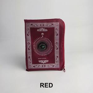 Tapis de prière islamique portable pliable en polyester avec <span class=keywords><strong>boussole</strong></span> Qibla intégrée et pochette - Product Image 6