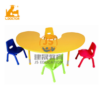 Conception populaire d'étudiant de mobilier scolaire table et chaise pour enfants Moderne maternelle meubles mobilier scolaire bureau des étudiants