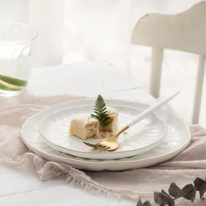 Custom Design Luxe Gouden Rand Porseleinen Ronde Ovale Schaal Witte Plaat Restaurant Keramische Dinerborden Voor Bruiloften