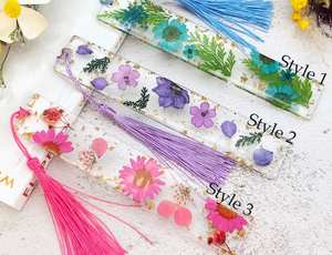 Nouveau signet personnalisé en résine de fleur pressée <span class=keywords><strong>marguerite</strong></span> blanche printemps fleur sauvage résine signet accessoires de livre - Product Image 3