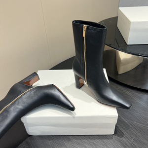 Bottines à talons hauts en cuir pour femmes, design de luxe, bout carré, bottes courtes tendance - Product Image 4