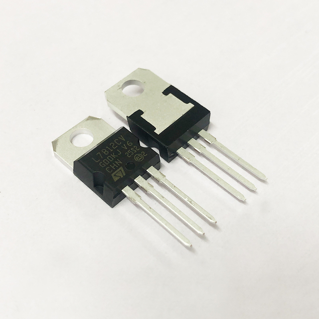 L7812CV TO-220 Voltage Regulator L78 Series Integrated Circuit ICs 12V 1A 25V LDO Positive Voltage Regulator IC Chip L7812CV